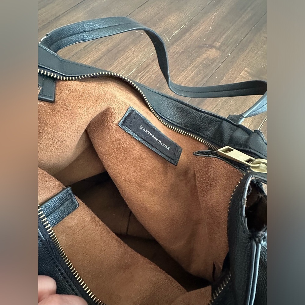 Anthropologie faux leather tote bag - Picture 16 of 16
